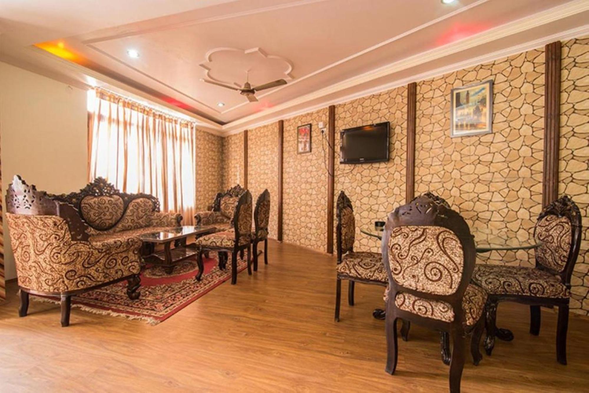 Moon Hotel Mallital, Near Nainital High Court 외부 사진