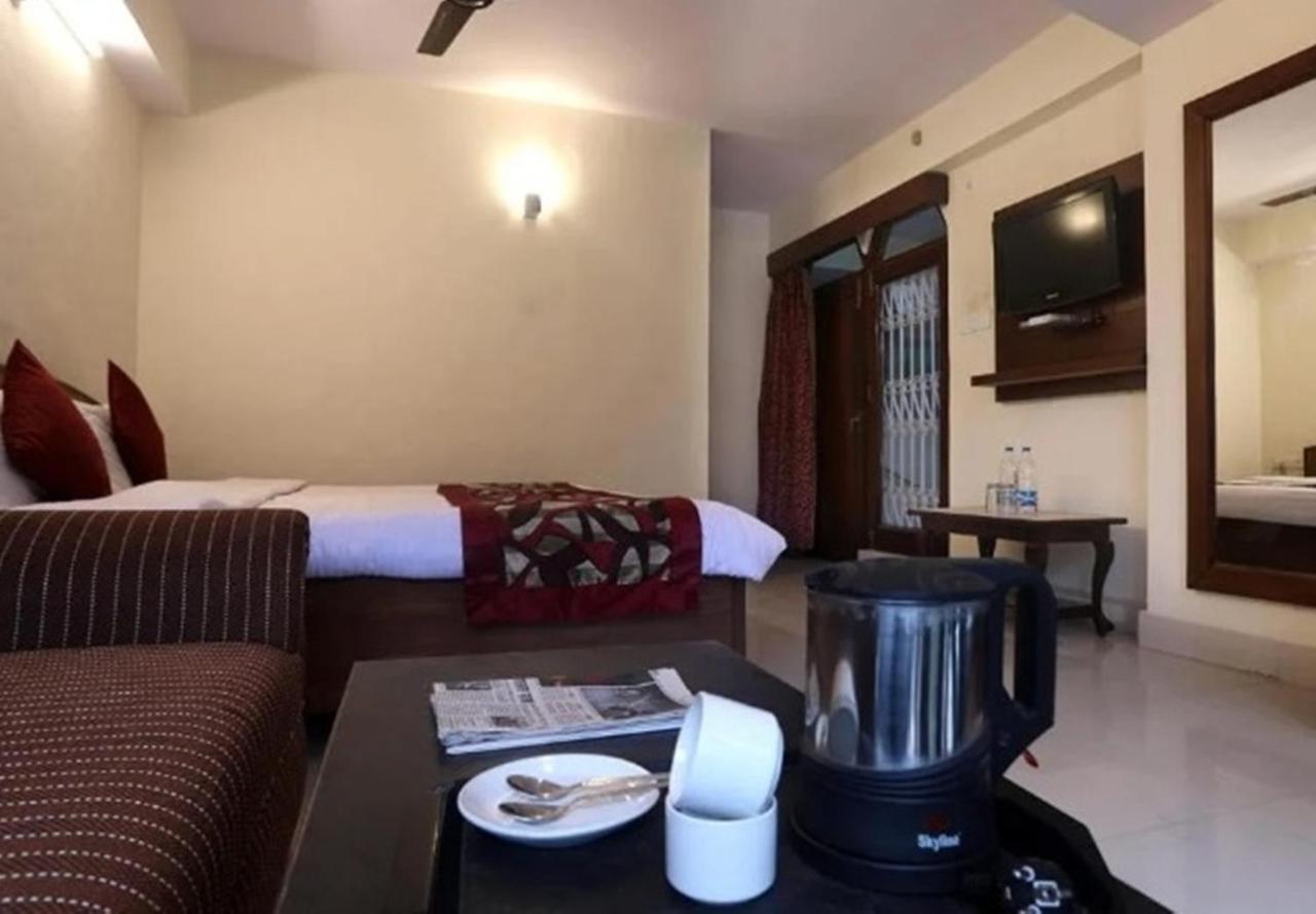 Moon Hotel Mallital, Near Nainital High Court 외부 사진